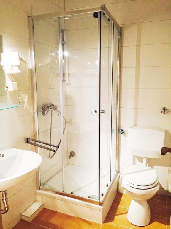 Hotel Gaya Bad Soden am Taunus Kamer foto